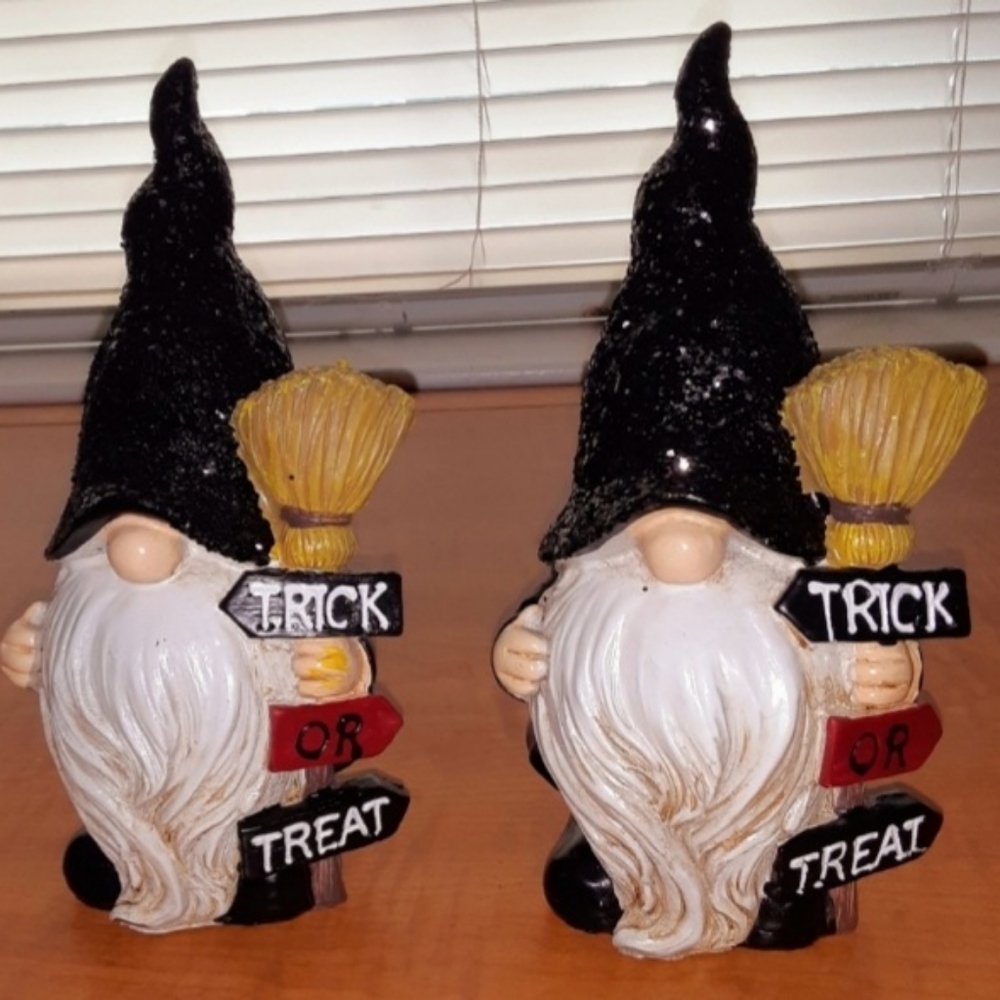 Ceramic Halloween Glittered Gnome  Figurines Set